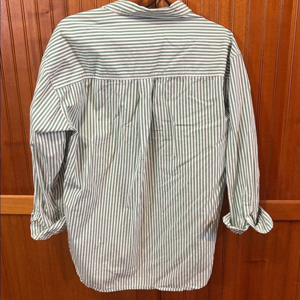 Universal Thread Men's Green Striped Button Down Shirt - Picture 2 of 3